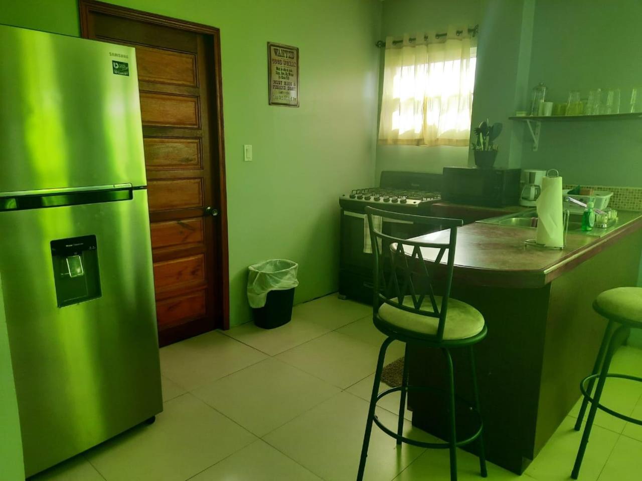 Db Tower Vacation Rental Белиз-Сити Экстерьер фото