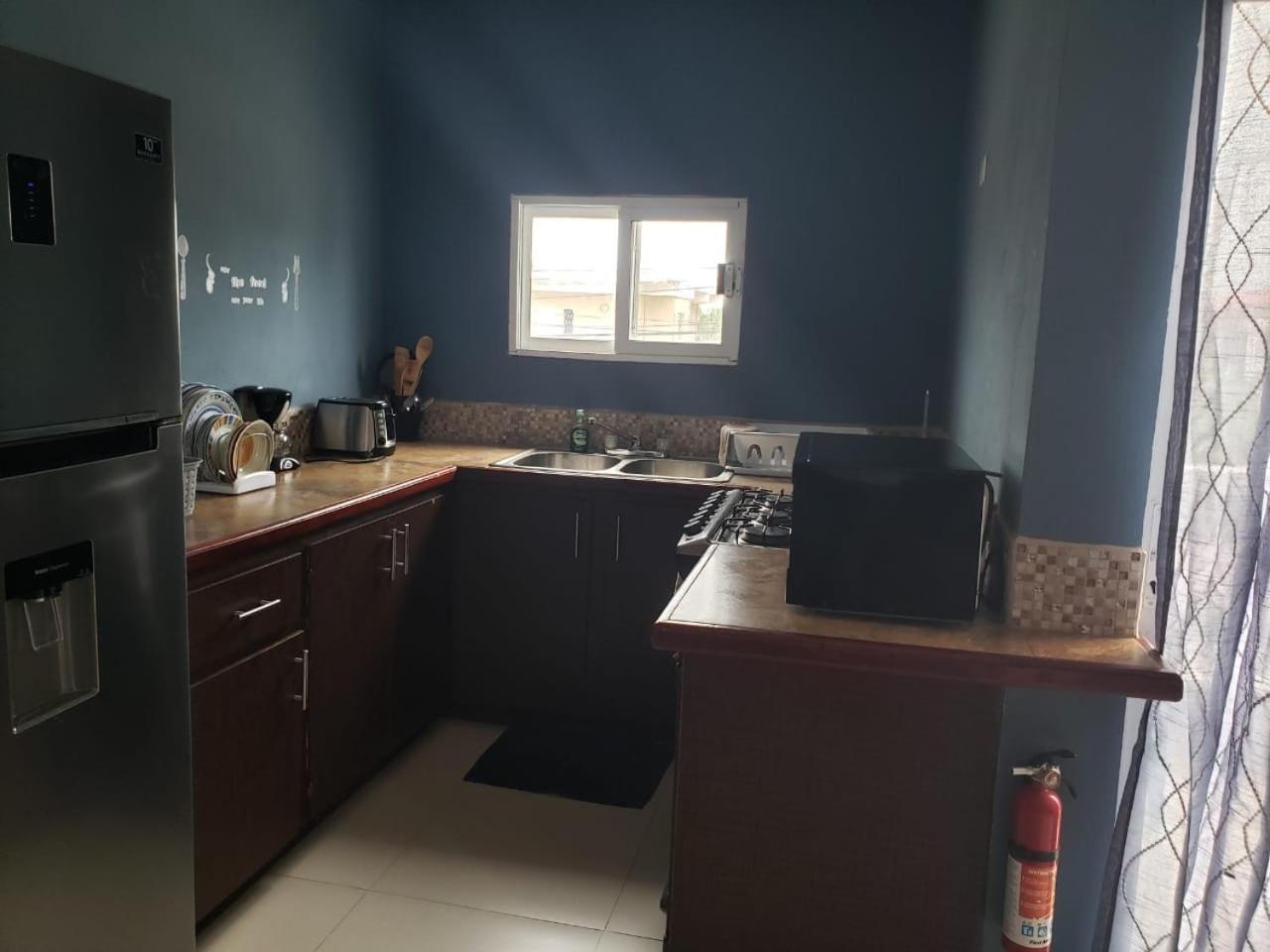 Db Tower Vacation Rental Белиз-Сити Экстерьер фото