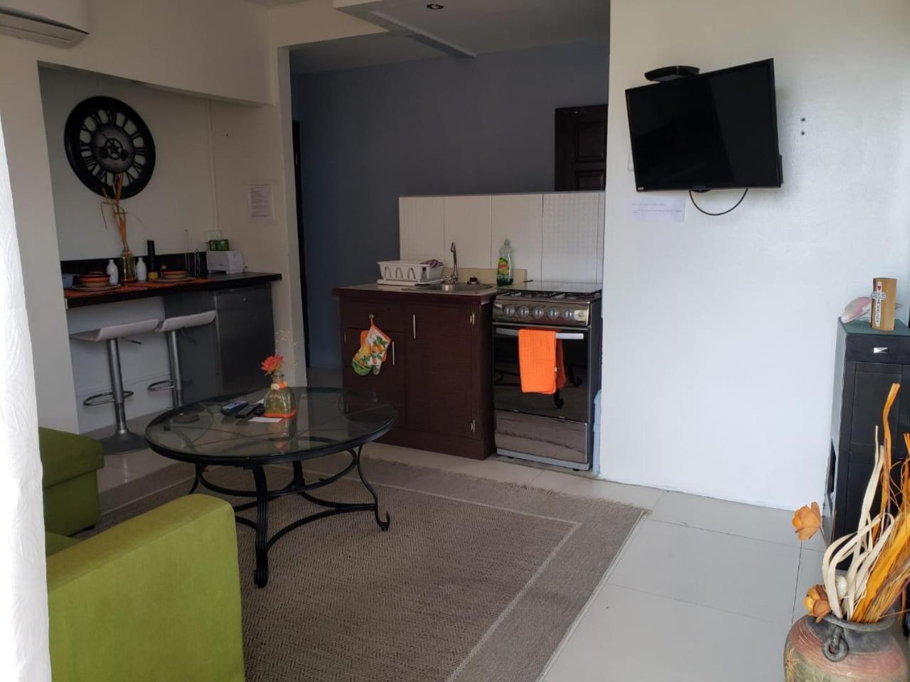 Db Tower Vacation Rental Белиз-Сити Экстерьер фото