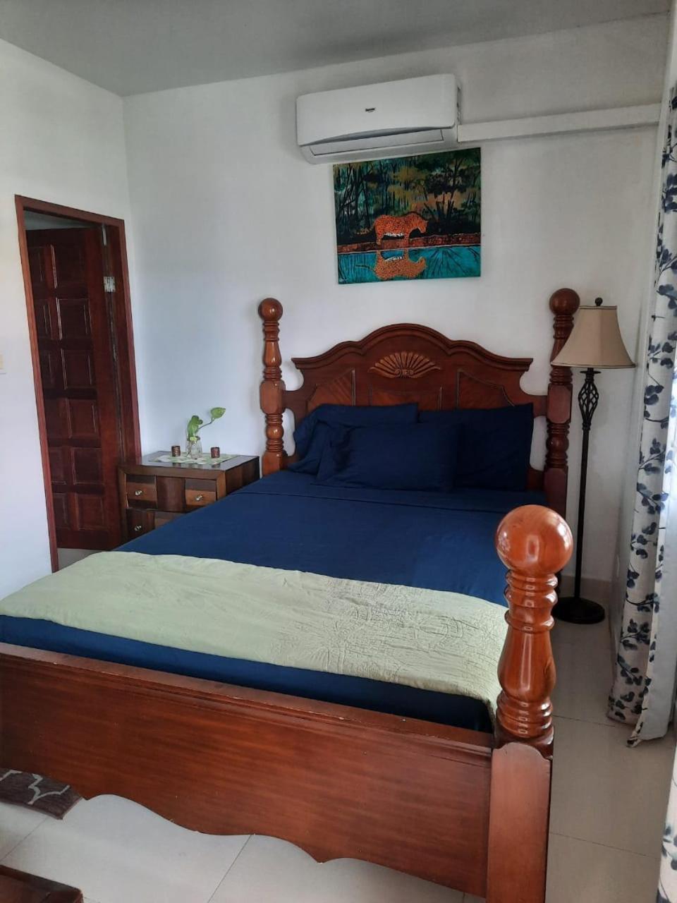 Db Tower Vacation Rental Белиз-Сити Экстерьер фото